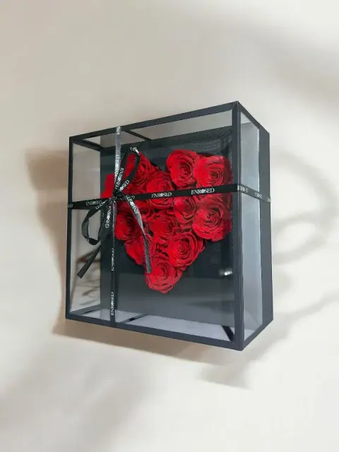 16 Roses in Heart-Shaped Flowerbox — Image 5 of 8