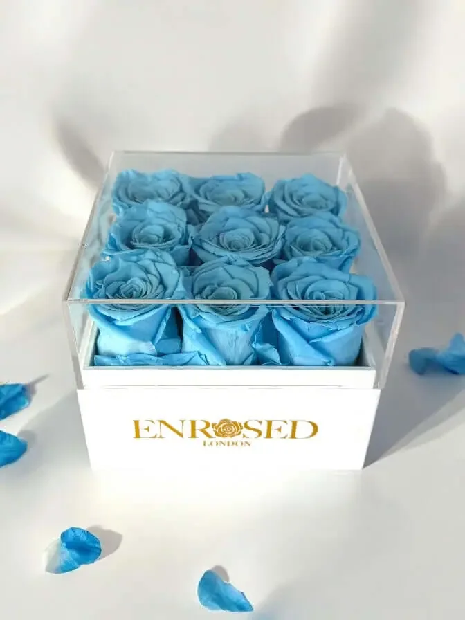 9 Preserved Roses Flowerbox — Image 8 of 10